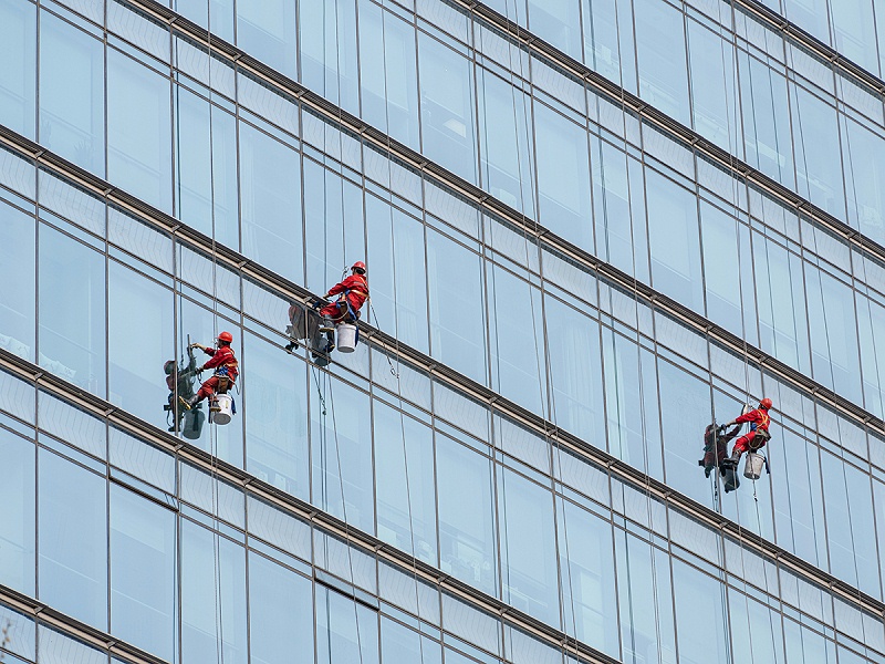 高空外墙清洗需要哪些劳动保护用品？(图3)