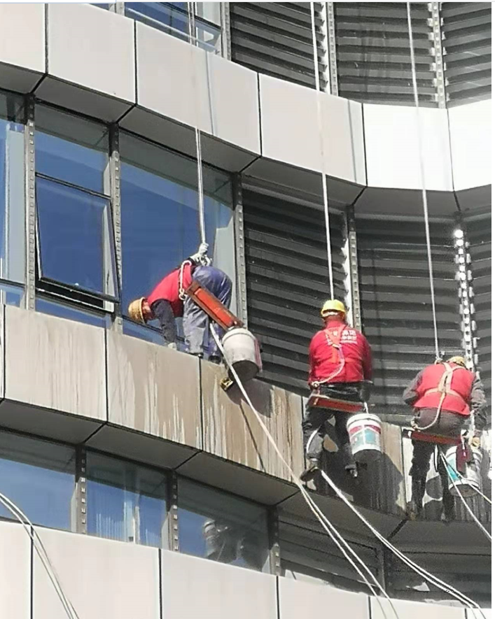 有效用清洗外墙具体内容几类高空外墙清洗方法湘潭的执行方法