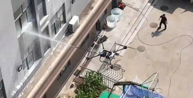 东营：空中“清洁工”上岗智能清洗为高楼“洗澡”(图3)