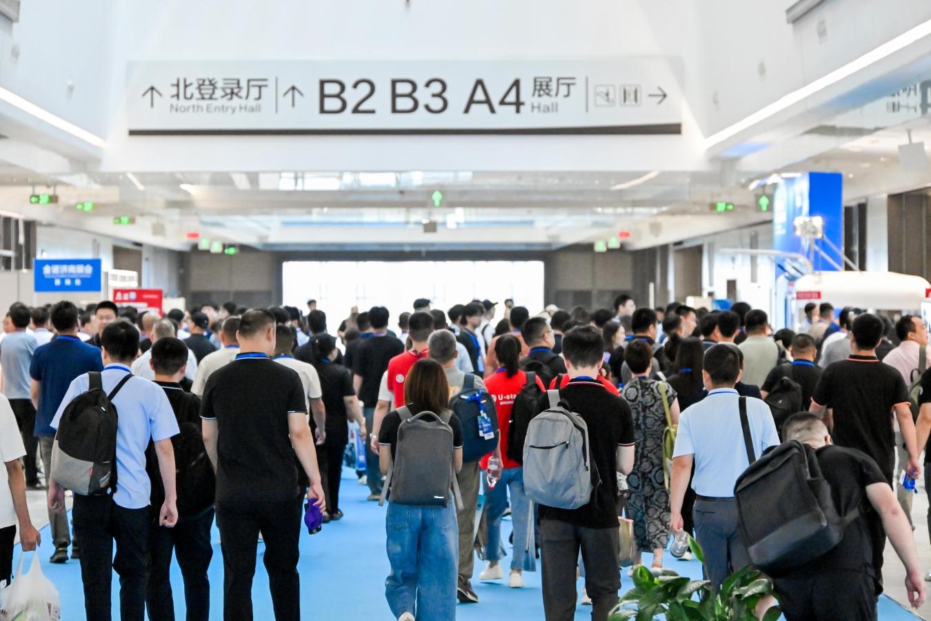 2025第二十三届烟台国际装备制造业博览会盛大启幕(图4)