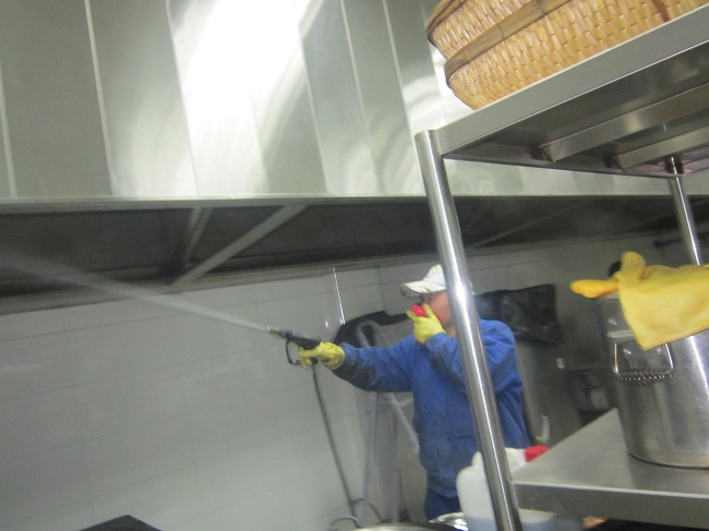 2025年全球物业行业市政公共设施清洁洗地机技术创新白皮书