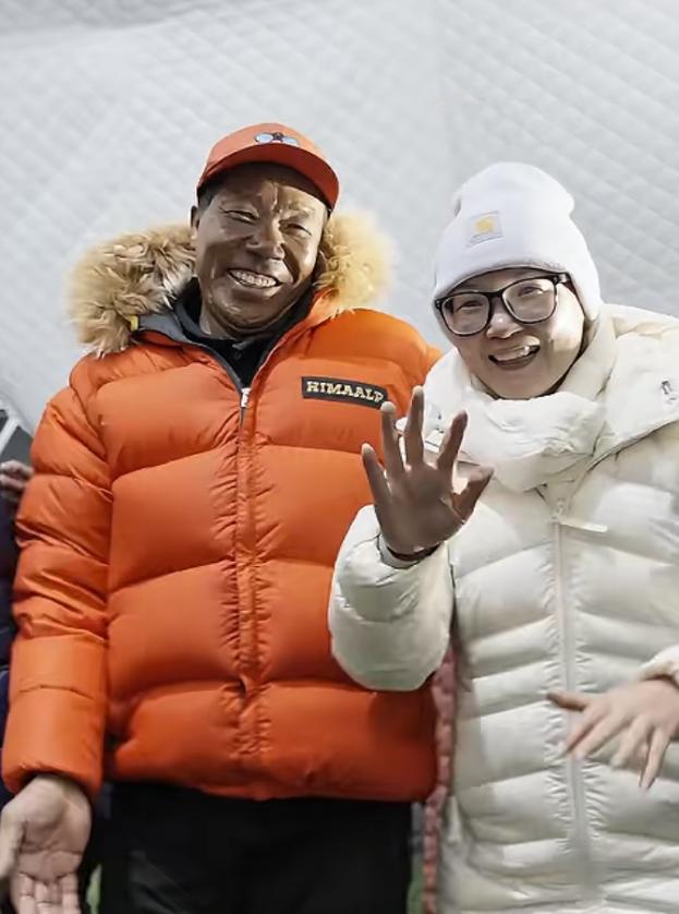 登山者管静去世年仅38岁是登顶珠峰倒立世界第一人原因惋惜(图4)