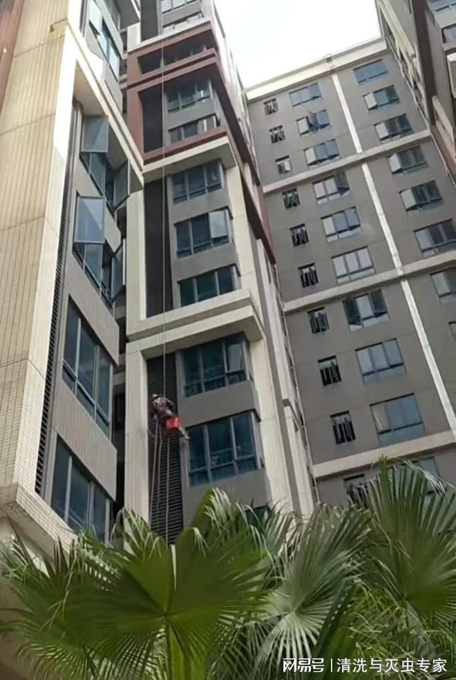 深圳工业园玻璃清洗(图3)