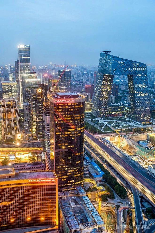 扭曲的天际线：央视大楼如何用钢铁与火焰改写北京的建筑伦理(图3)