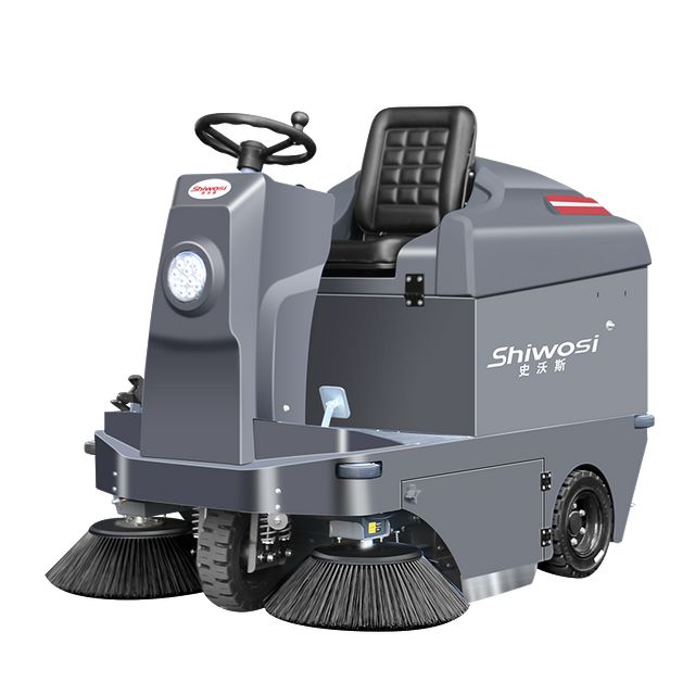 工厂用扫地车的设备特性与应用场景分析