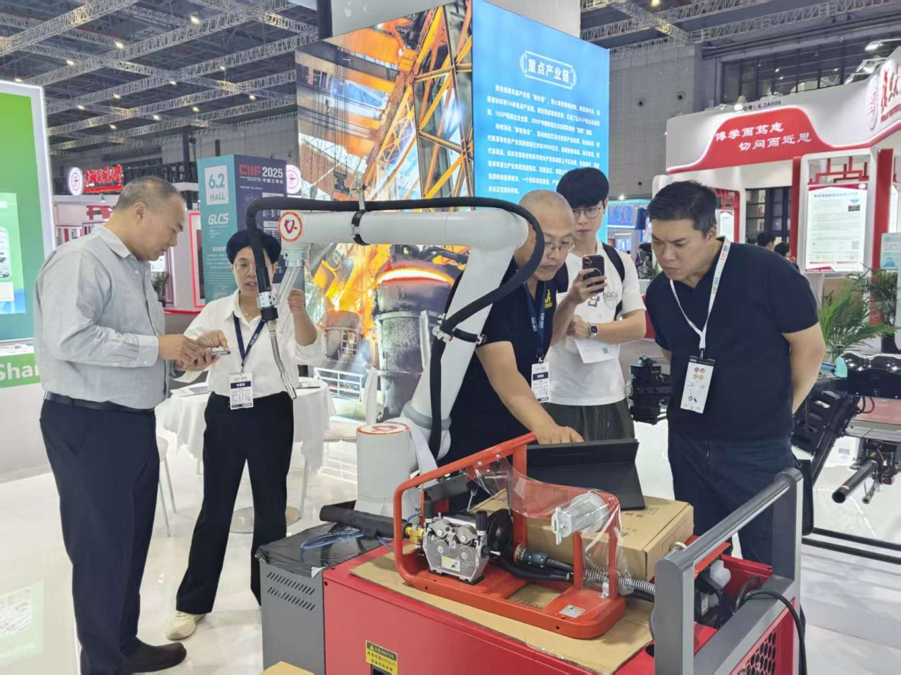 绿色转型风正劲第二十五届工博会山西展区尽显“智造”新活力(图4)