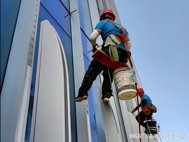 广州园区高空洗外墙实力推荐(图3)