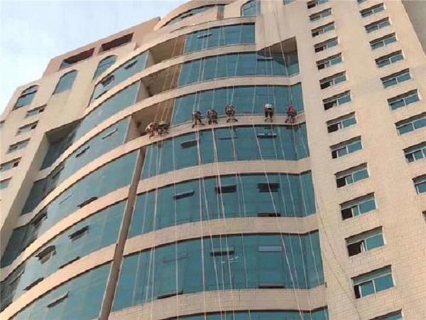 莲都给27公里老旧污水管网“焕新”
