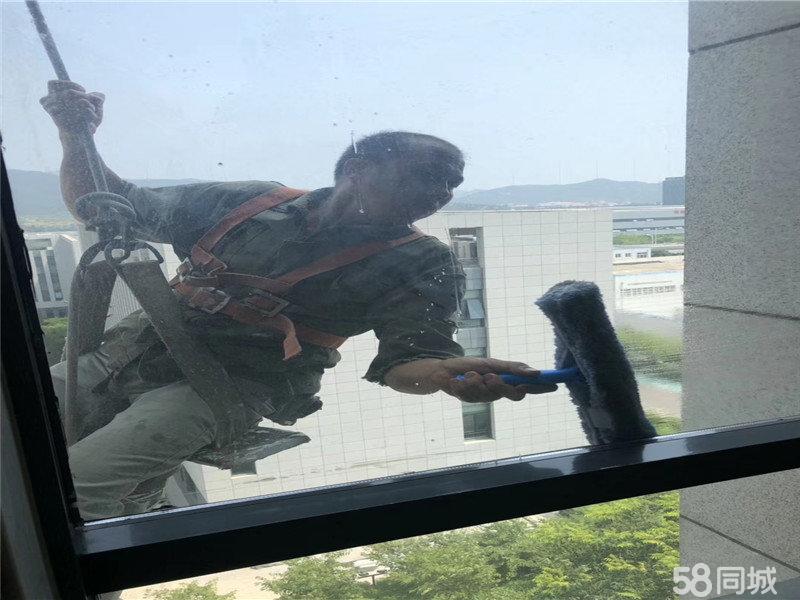 国家机器人检测与评定中心（重庆）：智能机器人城市空间场景应用指南（2026版）