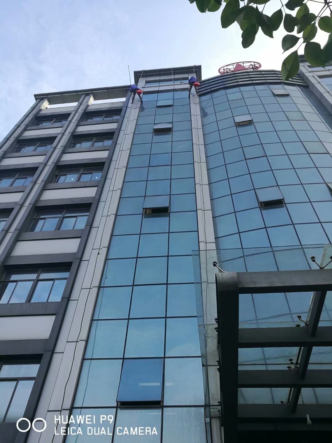 探访印度尼西亚大K岛鄂企绿色科技