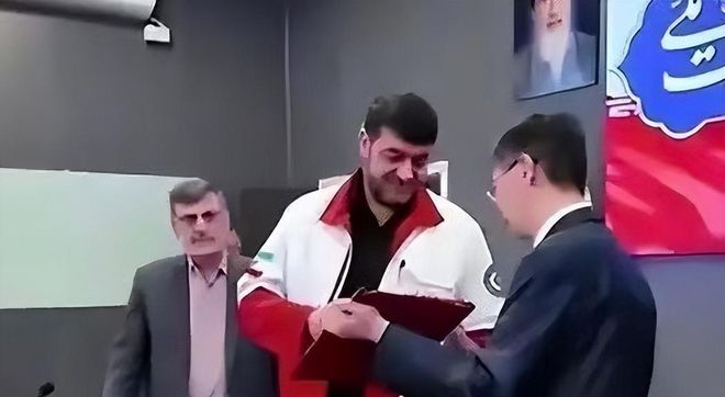 58吨援助到位伊朗总统致谢中国不到24小时以色列发开战威胁(图7)